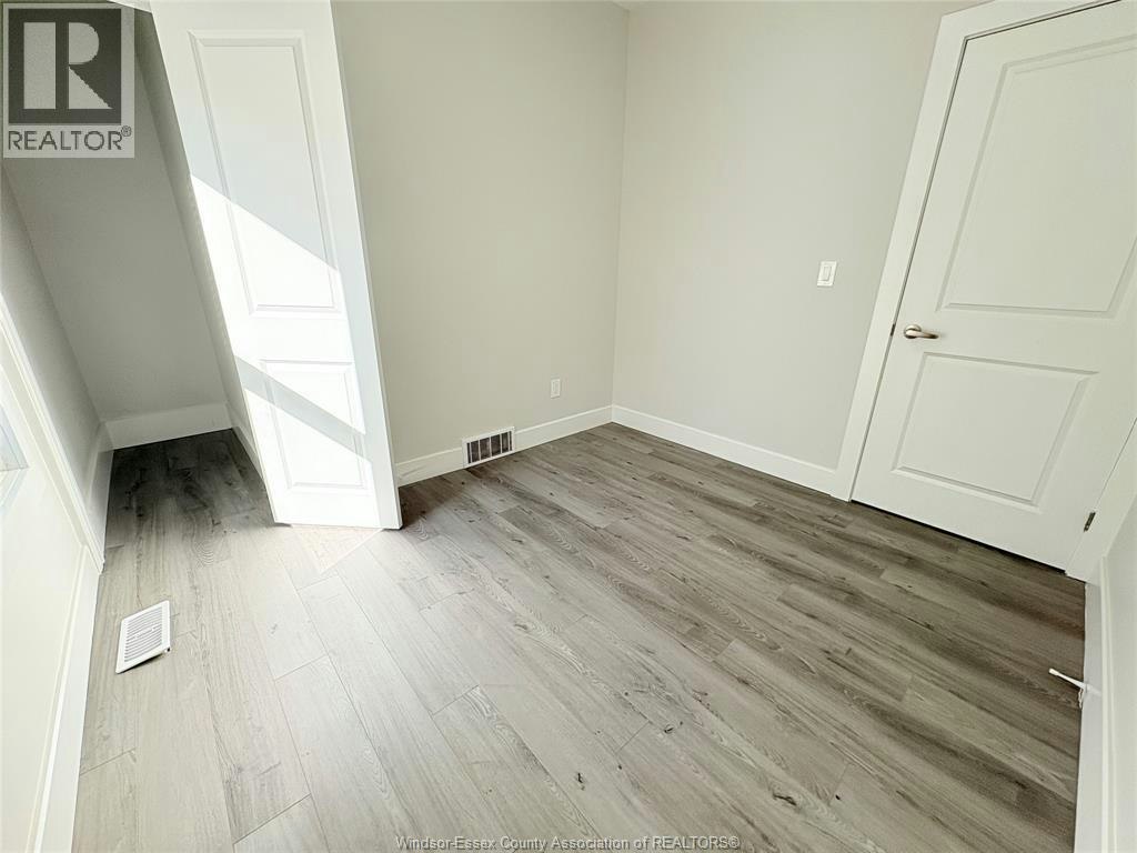 1489 Windermere Road, Windsor, ON, N8Y 3G1 - 24