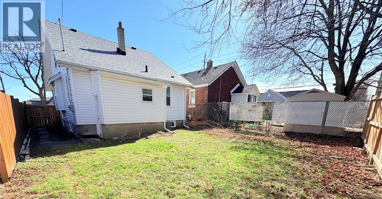 1489 Windermere Road, Windsor, ON, N8Y 3G1 - 4
