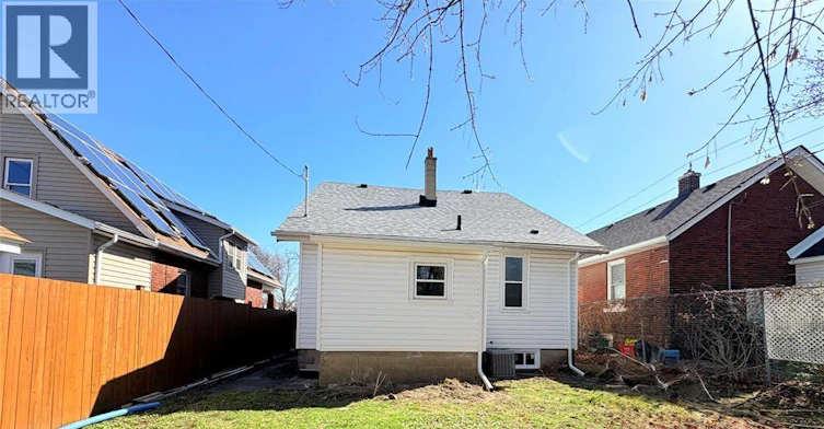 1489 Windermere Road, Windsor, ON, N8Y 3G1 - 2