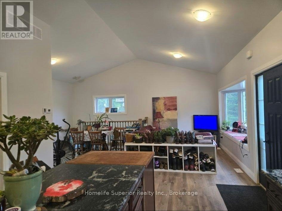 5497 County 46 Road, Havelock-Belmont-Methuen, ON, K0L 1Z0 - 4