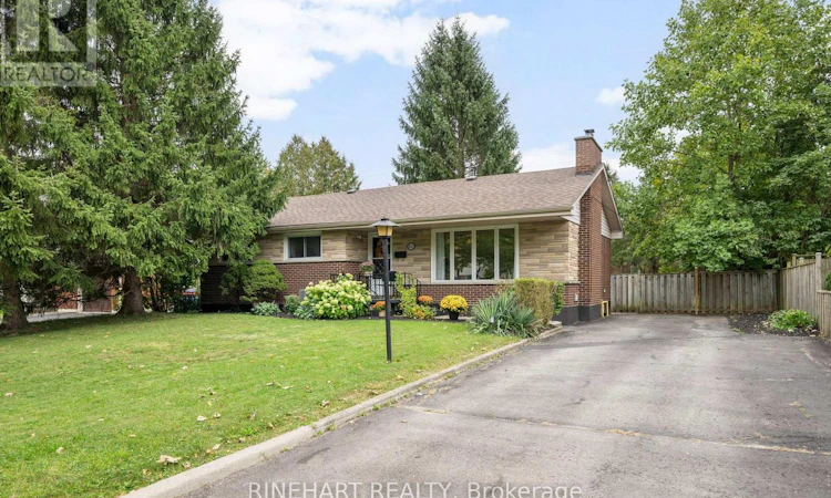 311 Burlington Crescent
