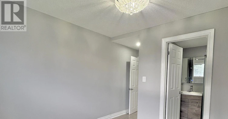 1160 Deer Park Road, Ottawa, ON, K2E 6H3 - 16