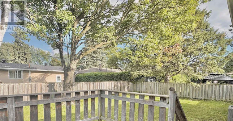 1160 Deer Park Road, Ottawa, ON, K2E 6H3 - 42