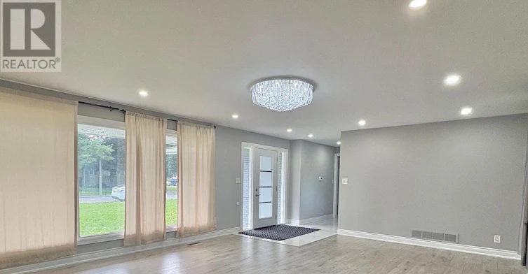 1160 Deer Park Road, Ottawa, ON, K2E 6H3 - 7