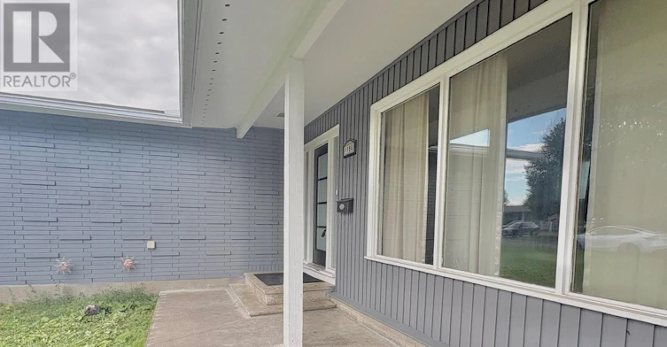 1160 Deer Park Road, Ottawa, ON, K2E 6H3 - 4