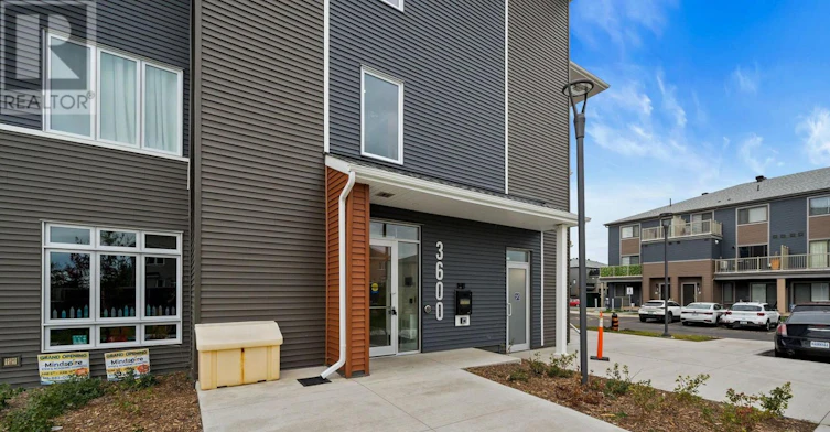 311-3600 Brian Coburn Boulevard, Ottawa, ON, K4A 5T8 - 4