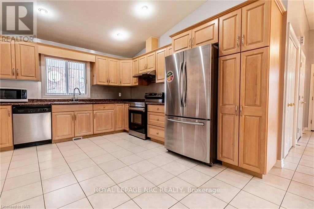 7005 Kelly Drive, Niagara Falls, ON, L2H 3J9 - 24
