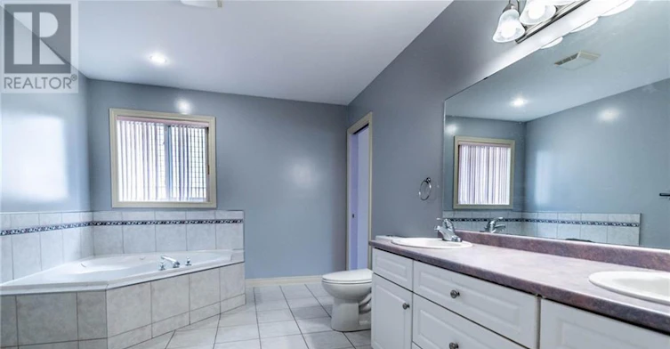 7005 Kelly Drive, Niagara Falls, ON, L2H 3J9 - 14