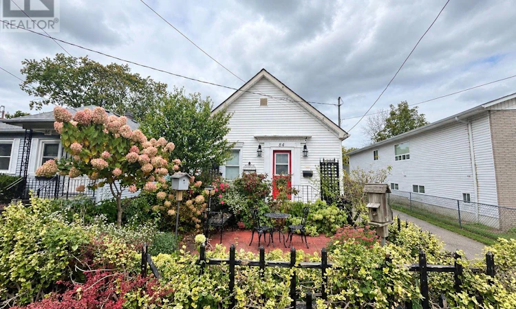 84 Rykert Street