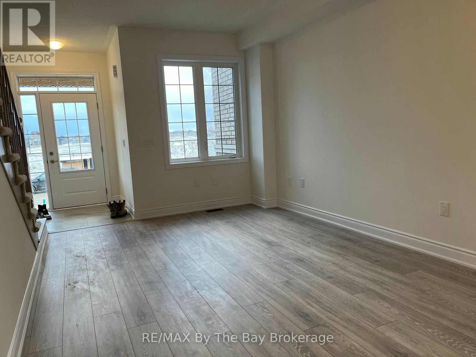 17 Carriage Lane, Wasaga Beach, ON, L9Z 0M5 - 5