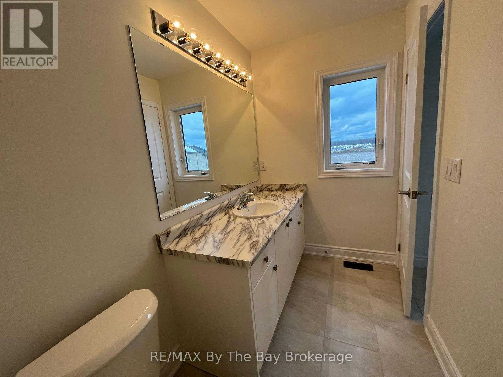 17 Carriage Lane, Wasaga Beach, ON, L9Z 0M5 - 12