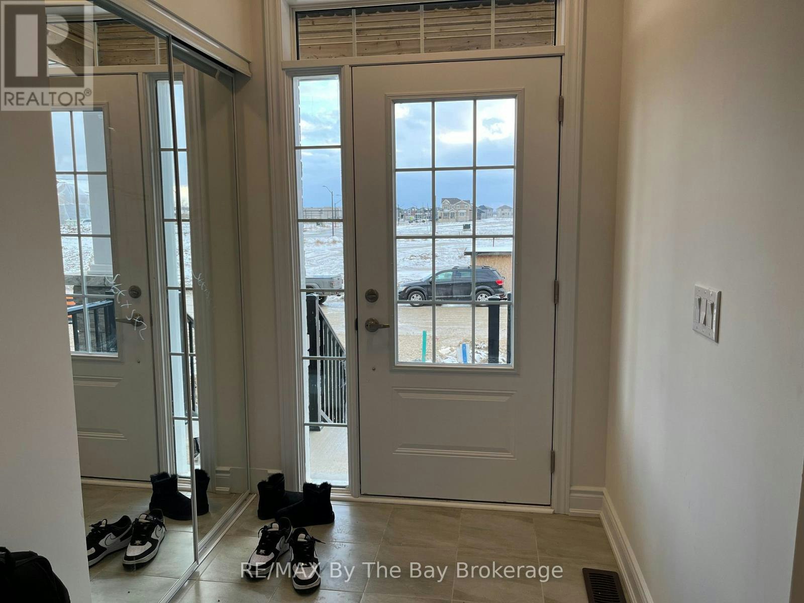17 Carriage Lane, Wasaga Beach, ON, L9Z 0M5 - 6