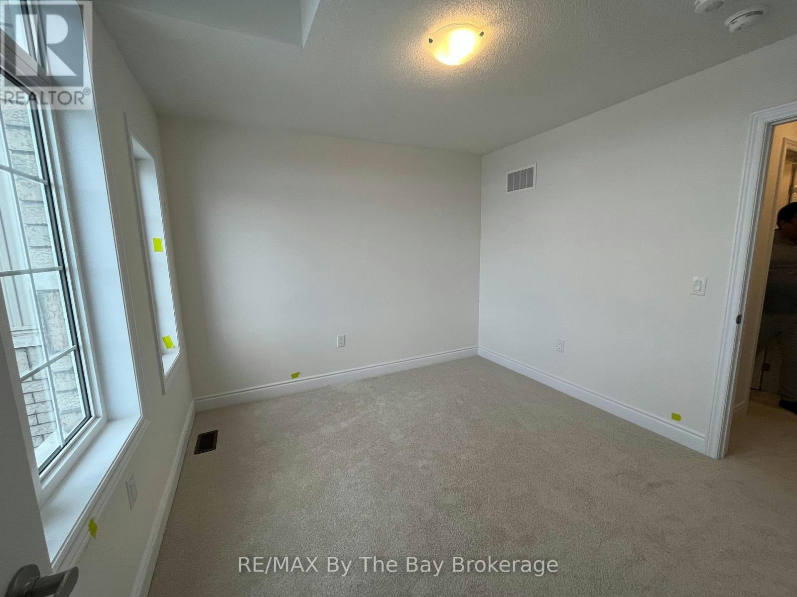 17 Carriage Lane, Wasaga Beach, ON, L9Z 0M5 - 16