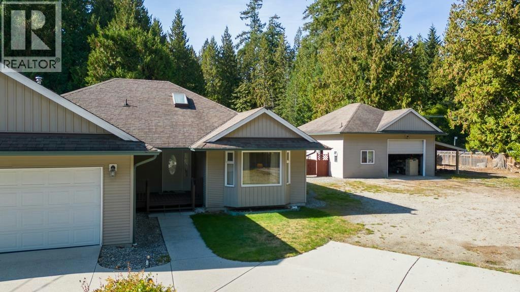 619 Ocean View, Gibsons, BC, V0N 1V3