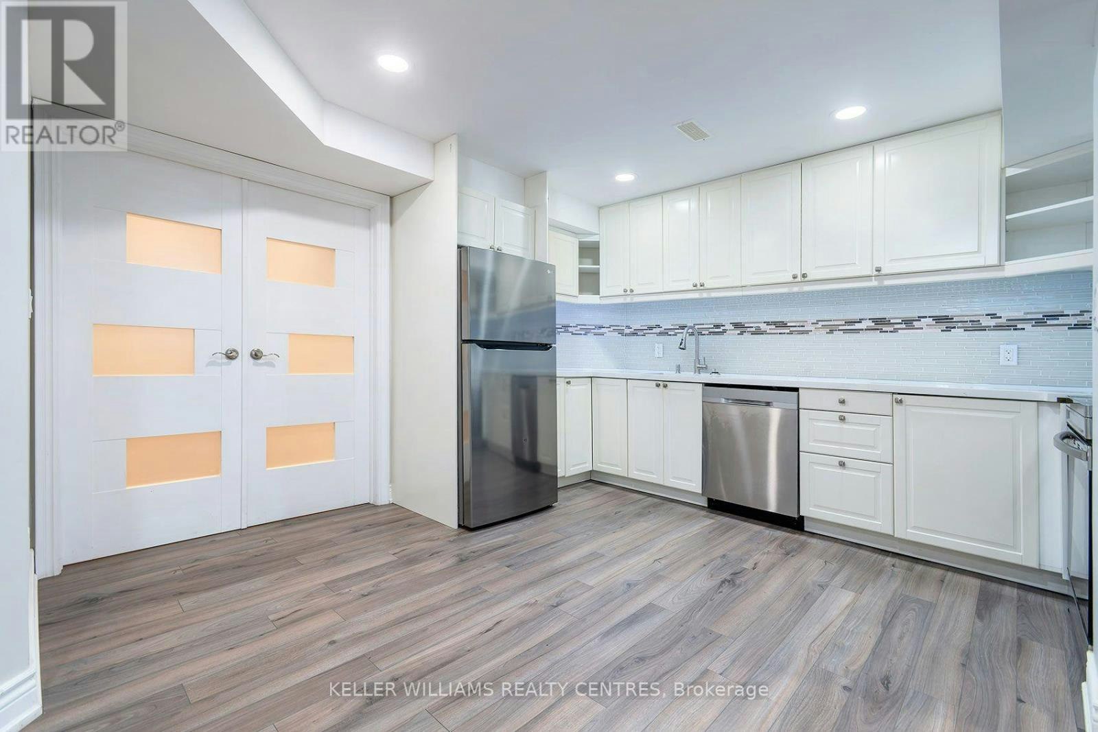 62 Corner Ridge Road, Aurora, ON, L4G 6L3 - 12