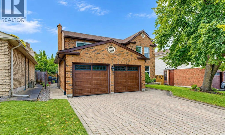 104 Deerwood Crescent