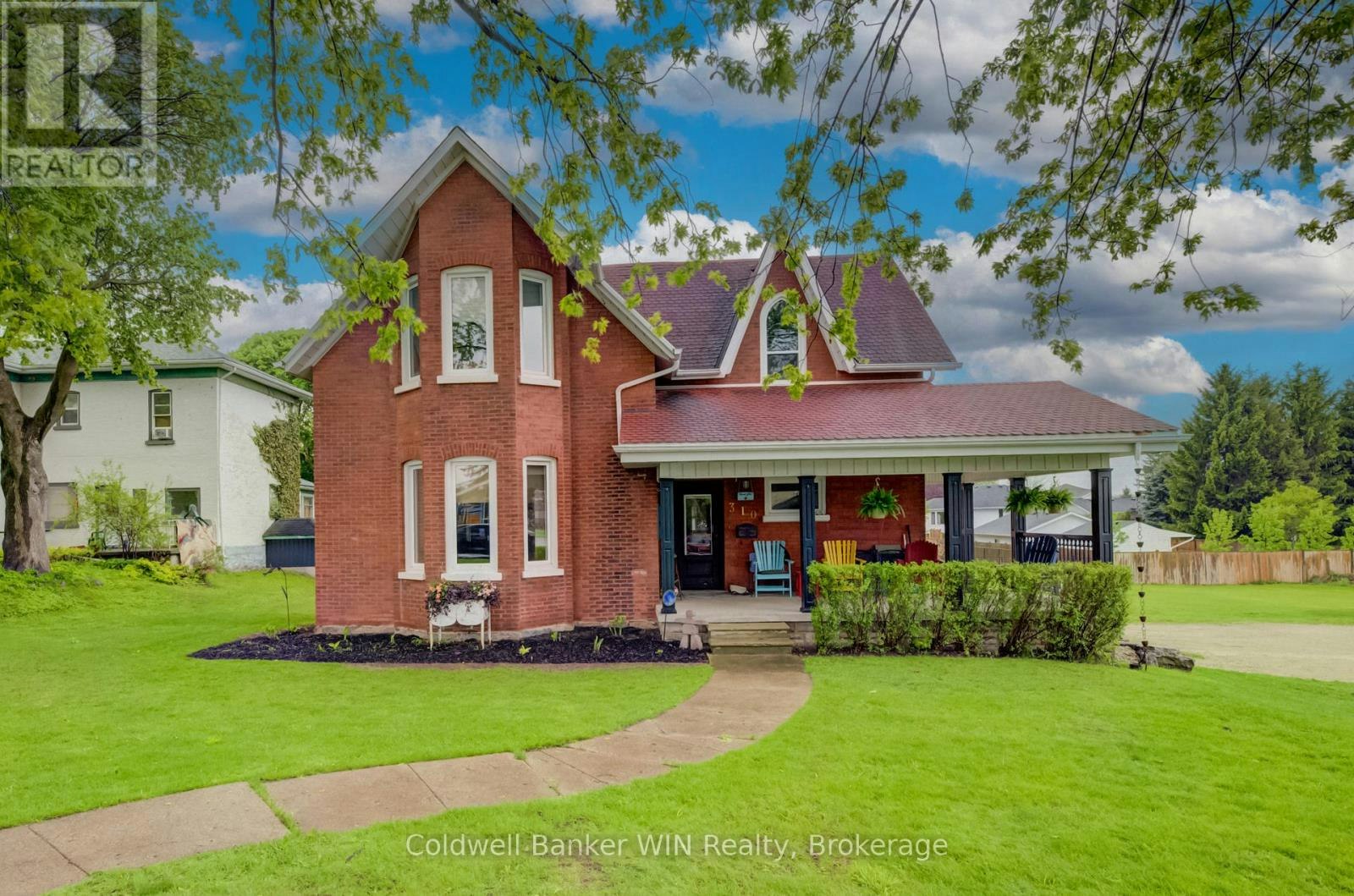 310 Main Street W, Minto, ON, N0G 2P0