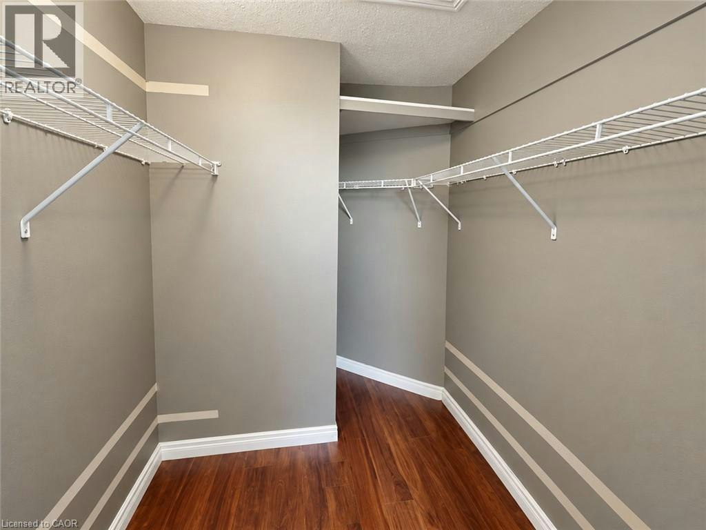 920 Marl Meadow Court, Kitchener, ON, N2R 1L4 - 24