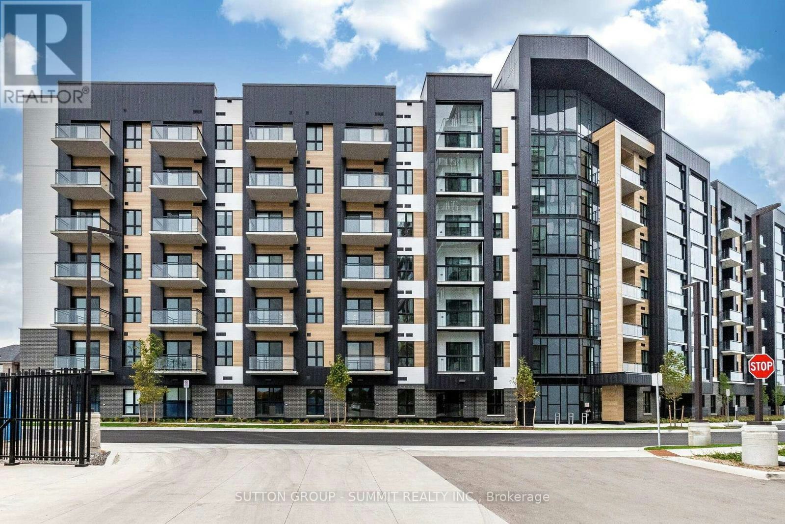 421-3008 William Cutmore Boulevard, Oakville, ON, L6H 8A4 - 3