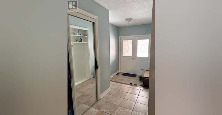 820 Othello Court, Mississauga, ON, L5W 1H2 - 9