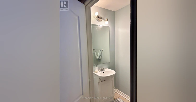 820 Othello Court, Mississauga, ON, L5W 1H2 - 10