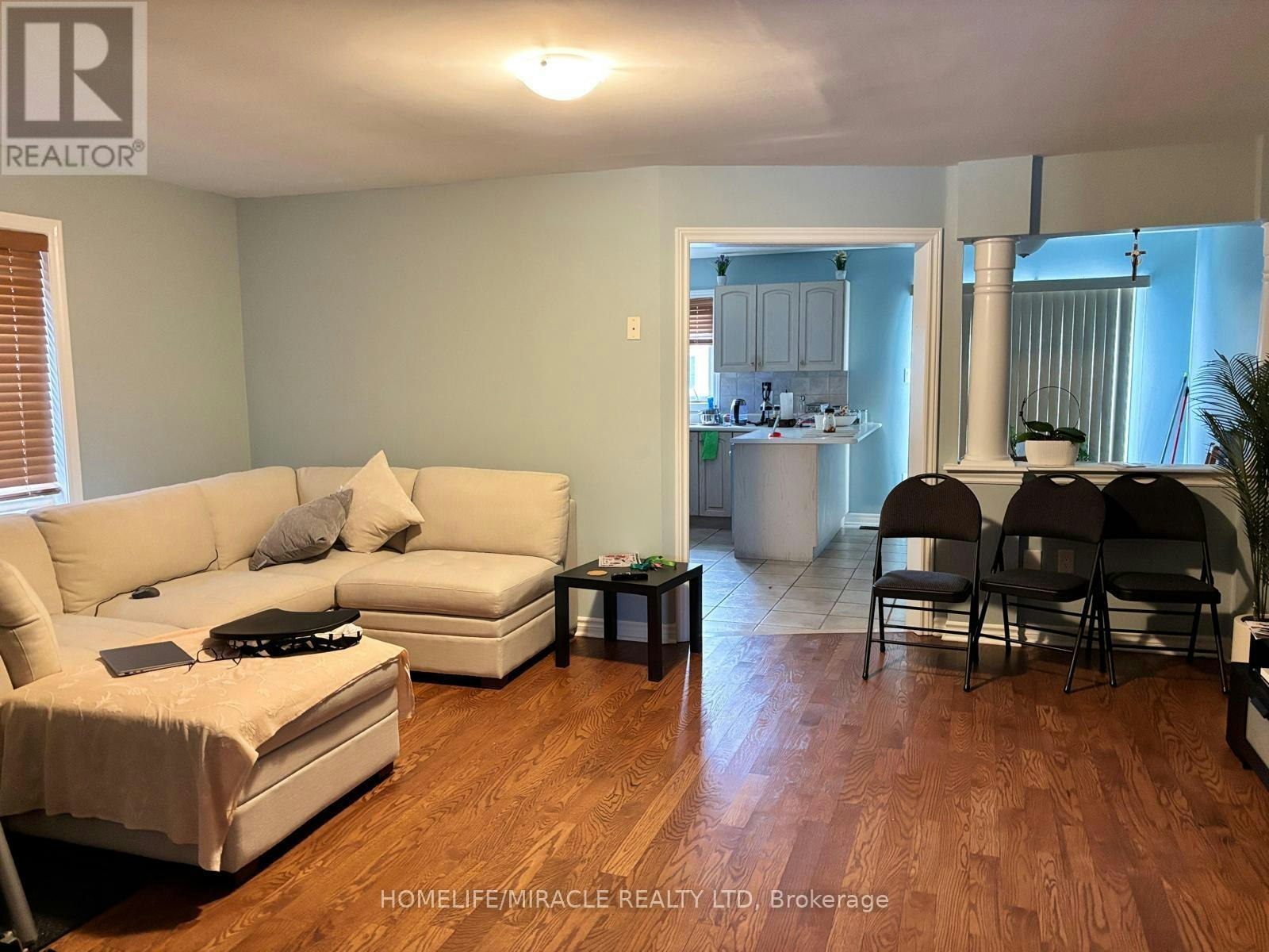 820 Othello Court, Mississauga, ON, L5W 1H2 - 6