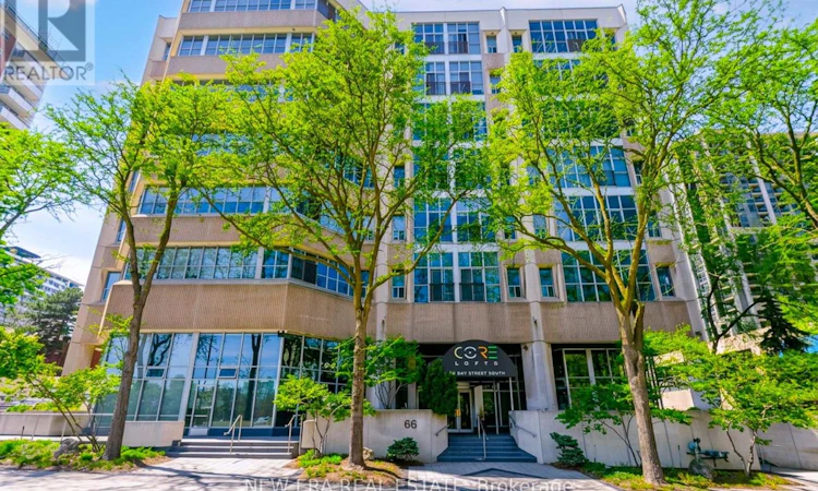 414-66 Bay Street S