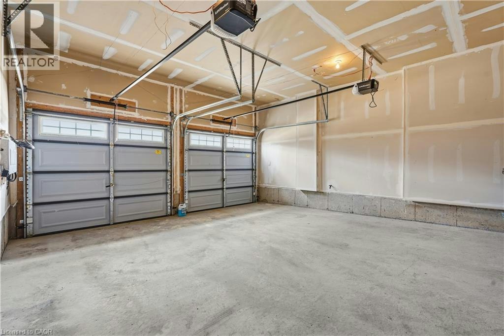 359 Beechdrops Drive, Waterloo, ON, N2V 0E8 - 31