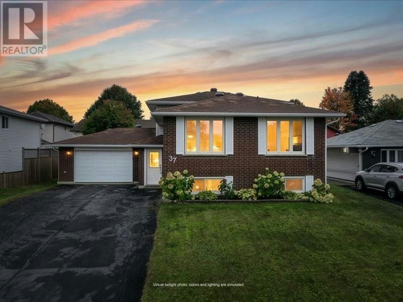 37 Plumtree Crescent, Greater Sudbury, ON, P3B 4G7
