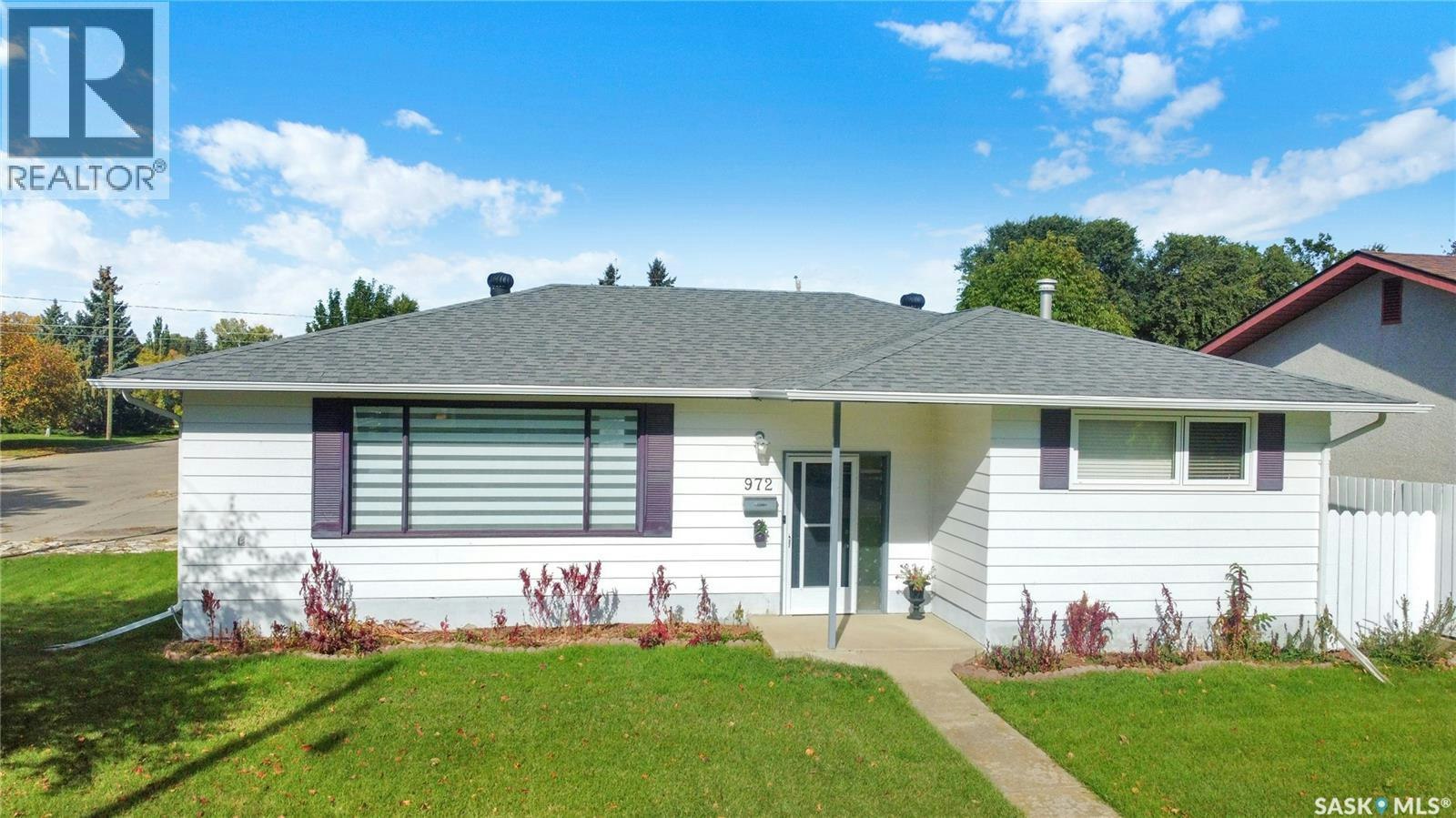 972 Simcoe Street, Moose Jaw, SK, S4P 0J3