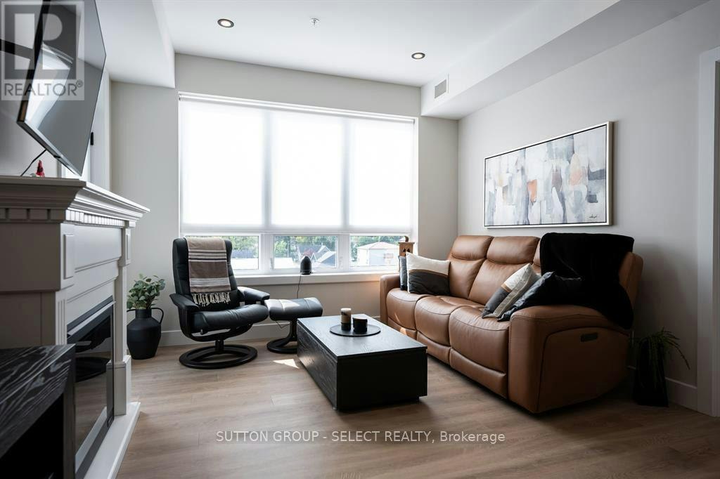 403-15 James Street, Exeter, ON, N0M 1S6 - 11
