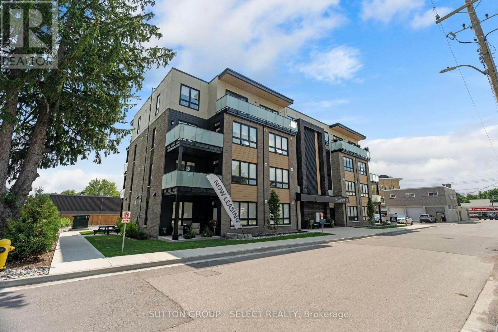 403-15 James Street, Exeter, ON, N0M 1S6 - 4