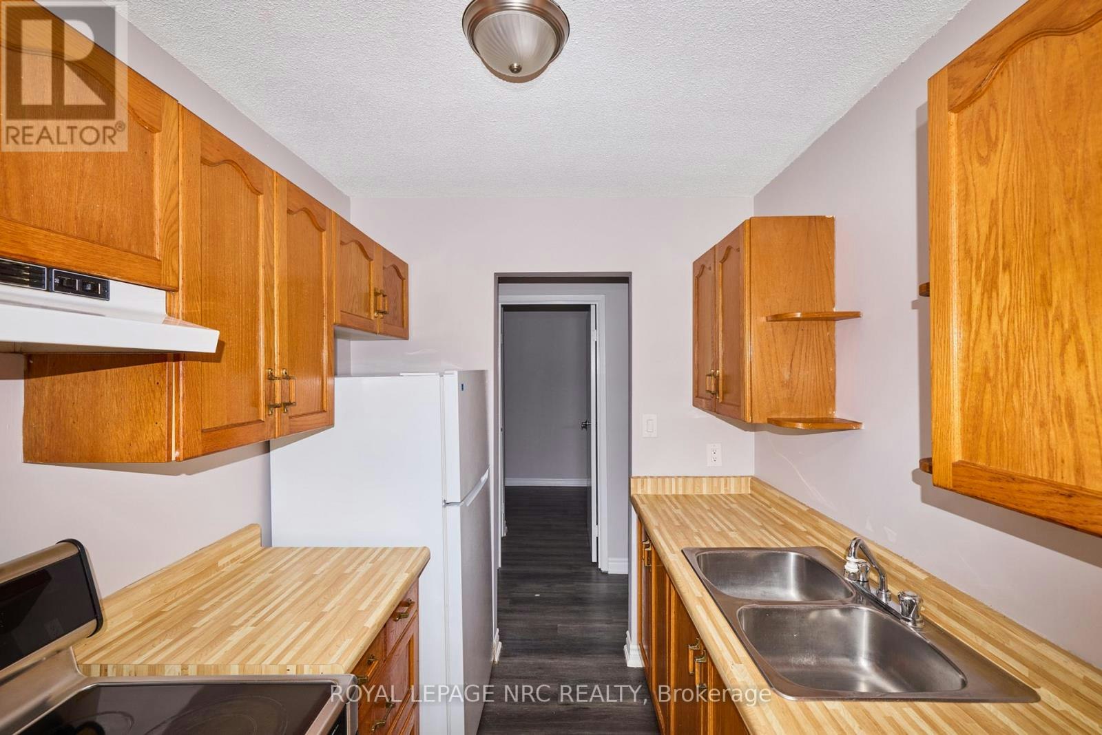 11-4839 Drummond Road, Niagara Falls, ON, L2E 6E2 - 16