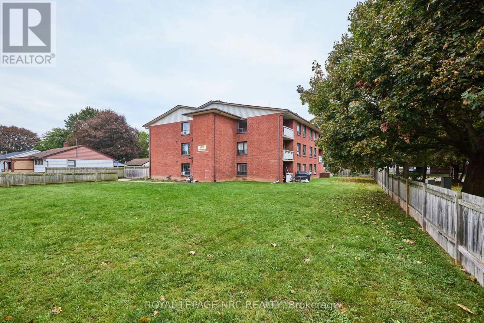 11-4839 Drummond Road, Niagara Falls, ON, L2E 6E2 - 4