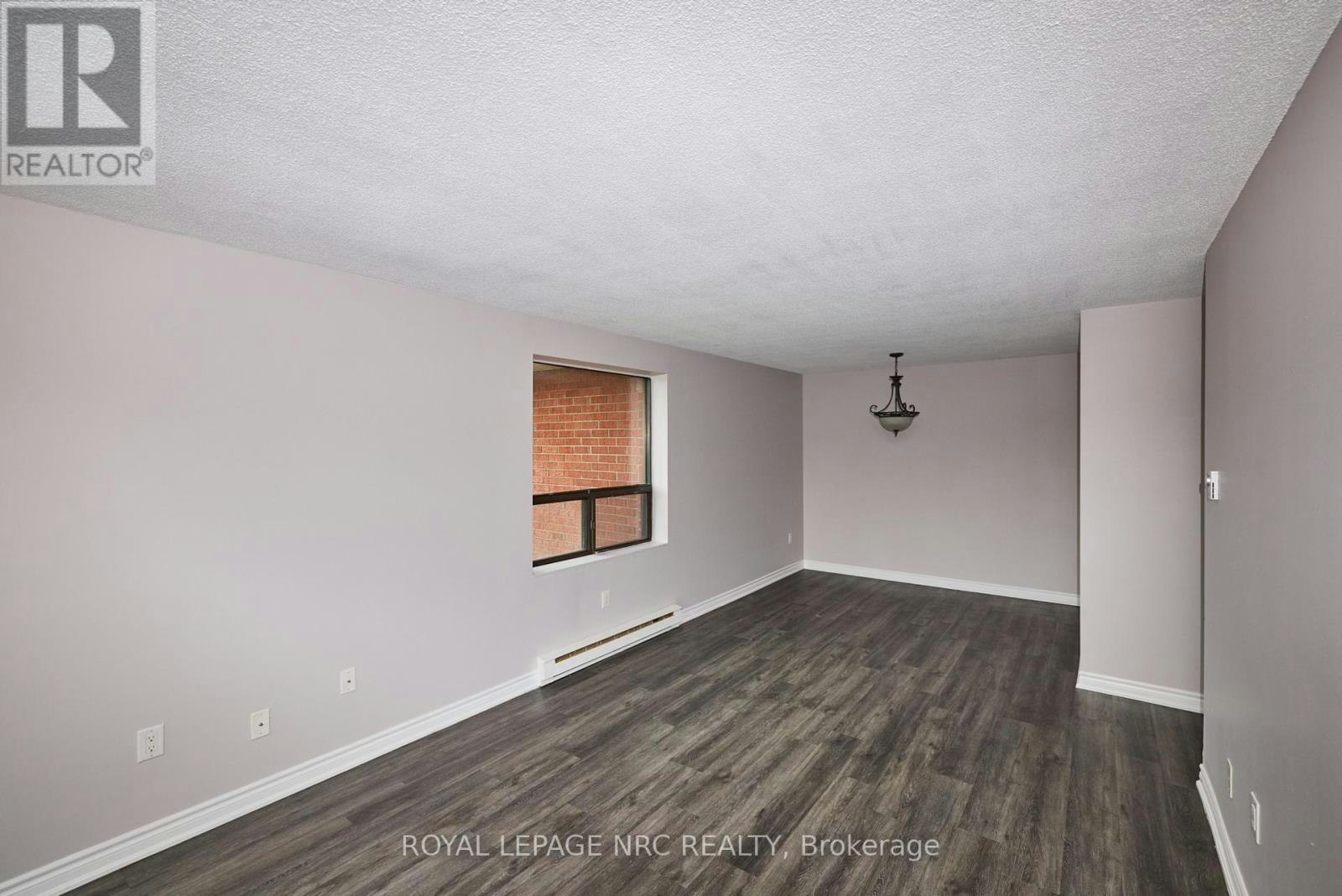 11-4839 Drummond Road, Niagara Falls, ON, L2E 6E2 - 9