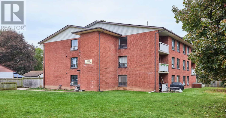 11-4839 Drummond Road, Niagara Falls, ON, L2E 6E2 - 5