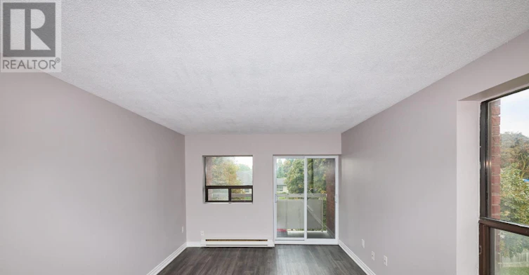 11-4839 Drummond Road, Niagara Falls, ON, L2E 6E2 - 13