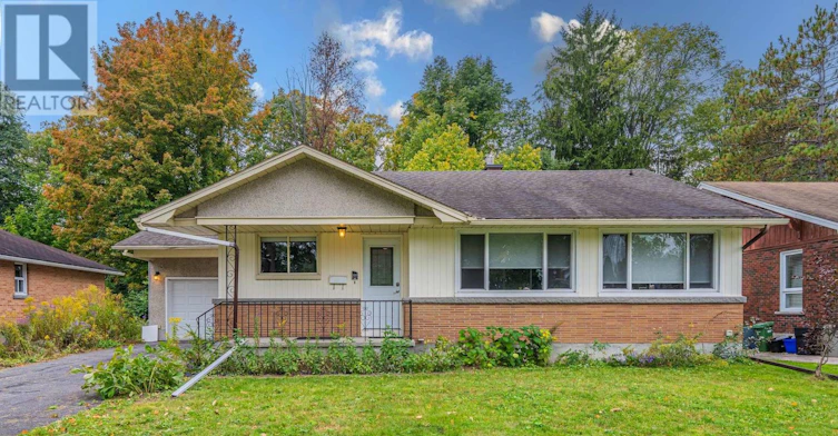1210 Adirondack Drive, Ottawa, ON, K2C 2V3 - 2