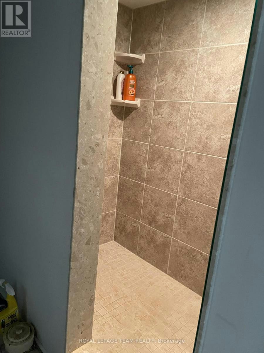 1210 Adirondack Drive, Ottawa, ON, K2C 2V3 - 25