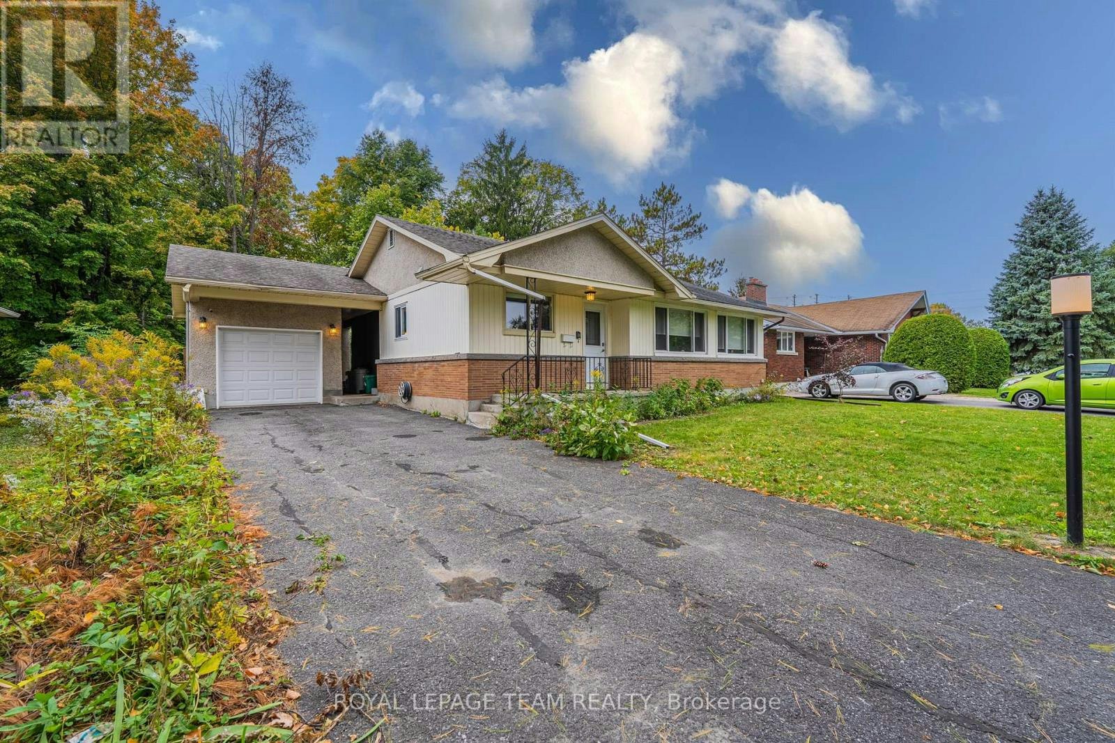 1210 Adirondack Drive, Ottawa, ON, K2C 2V3 - 6
