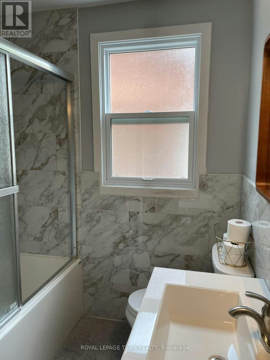 1210 Adirondack Drive, Ottawa, ON, K2C 2V3 - 19