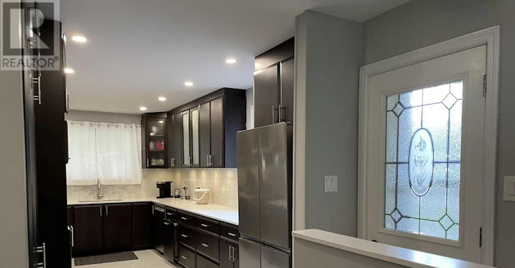 1210 Adirondack Drive, Ottawa, ON, K2C 2V3 - 10