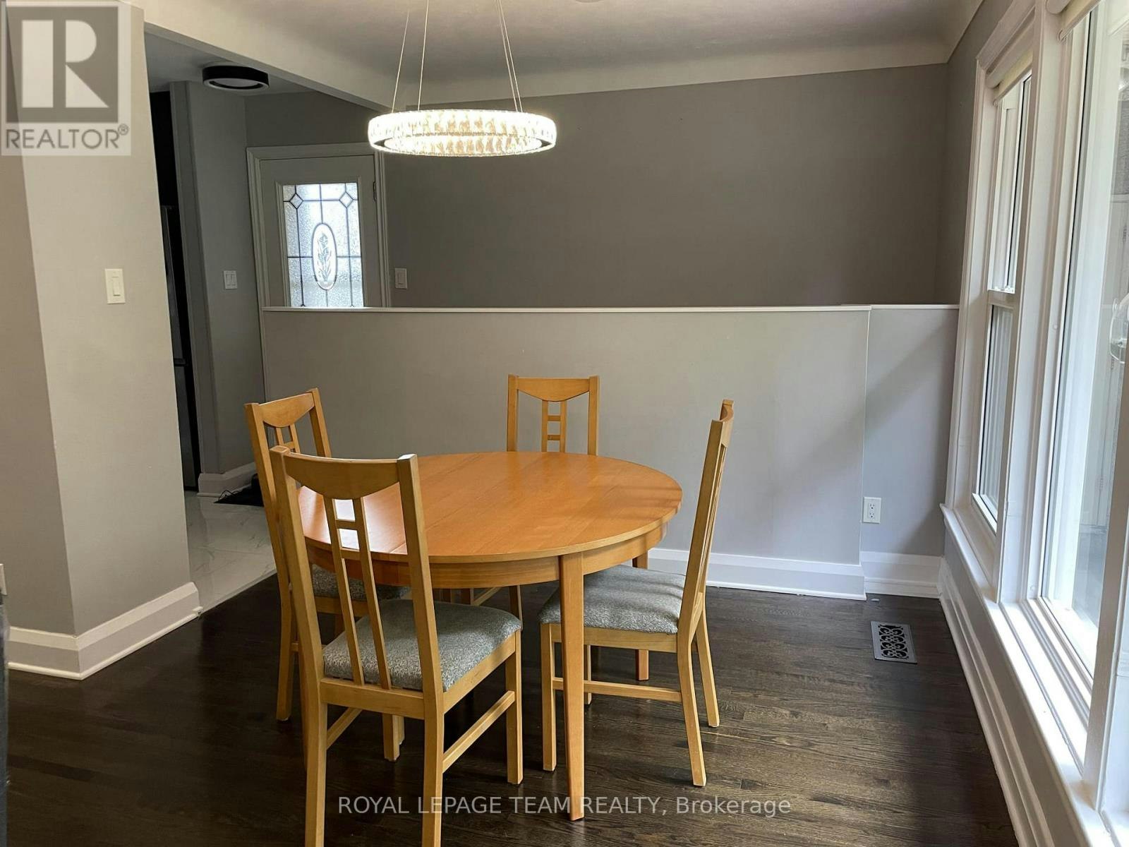 1210 Adirondack Drive, Ottawa, ON, K2C 2V3 - 9