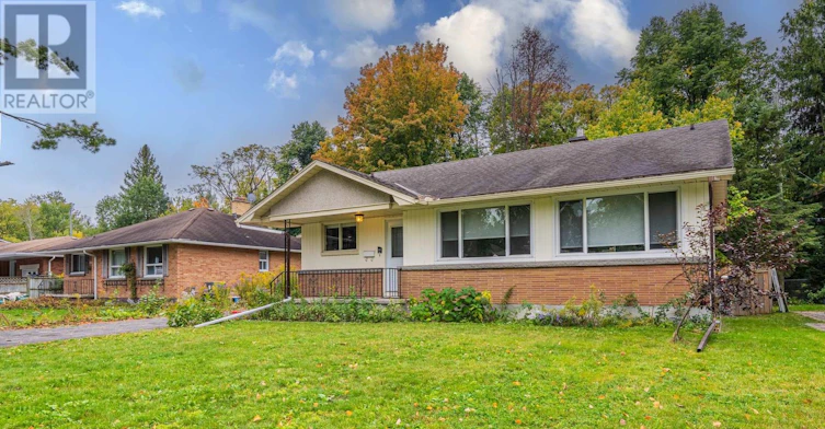 1210 Adirondack Drive, Ottawa, ON, K2C 2V3 - 4