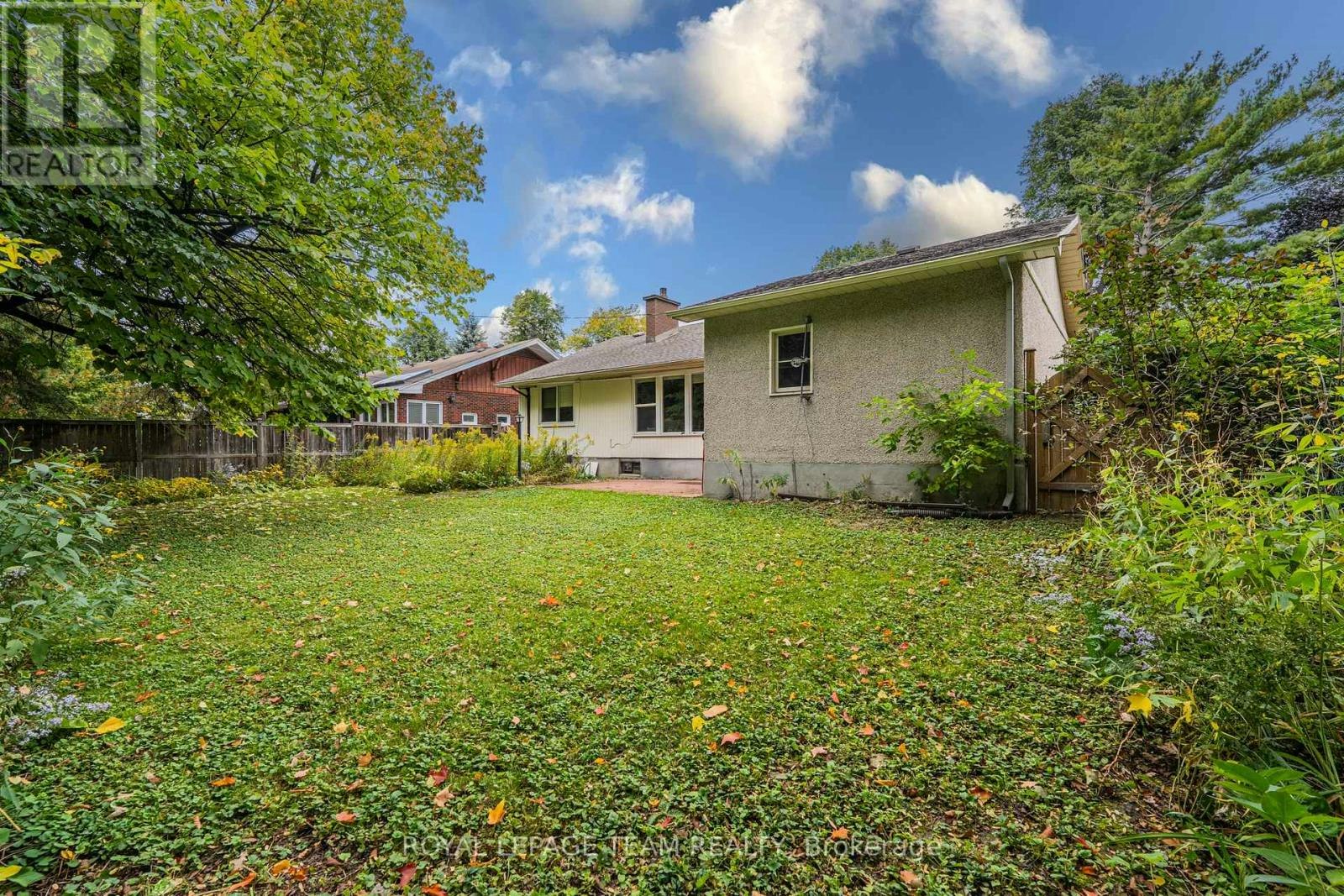1210 Adirondack Drive, Ottawa, ON, K2C 2V3 - 30