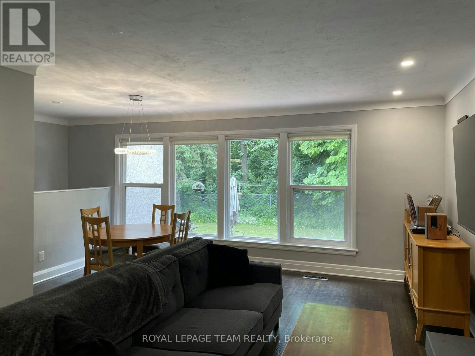 1210 Adirondack Drive, Ottawa, ON, K2C 2V3 - 7