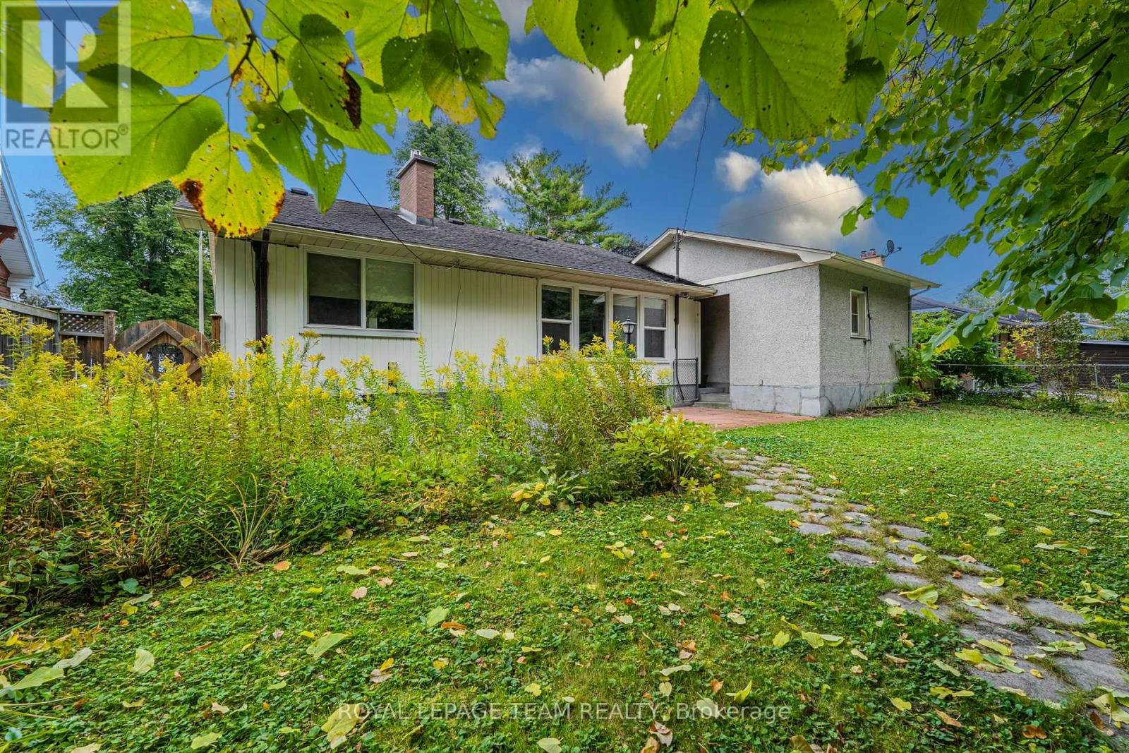 1210 Adirondack Drive, Ottawa, ON, K2C 2V3 - 32