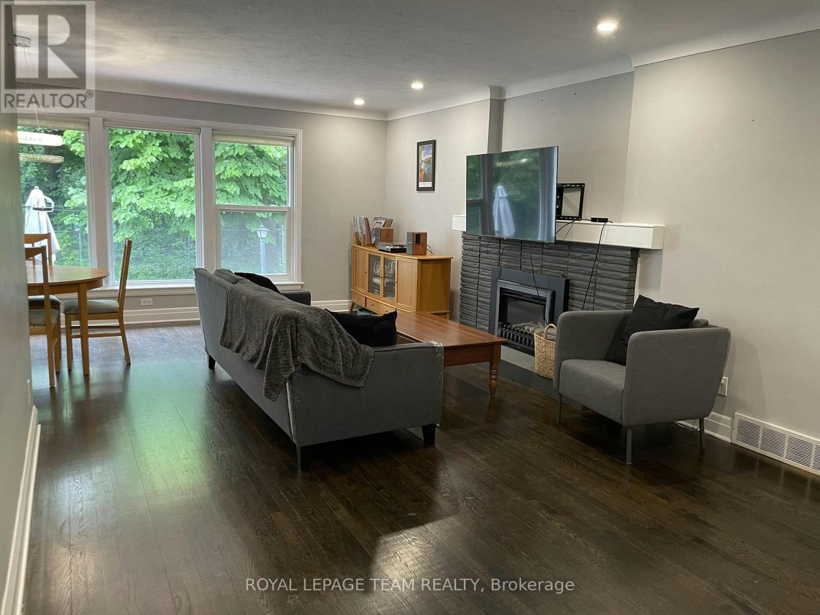 1210 Adirondack Drive, Ottawa, ON, K2C 2V3 - 8