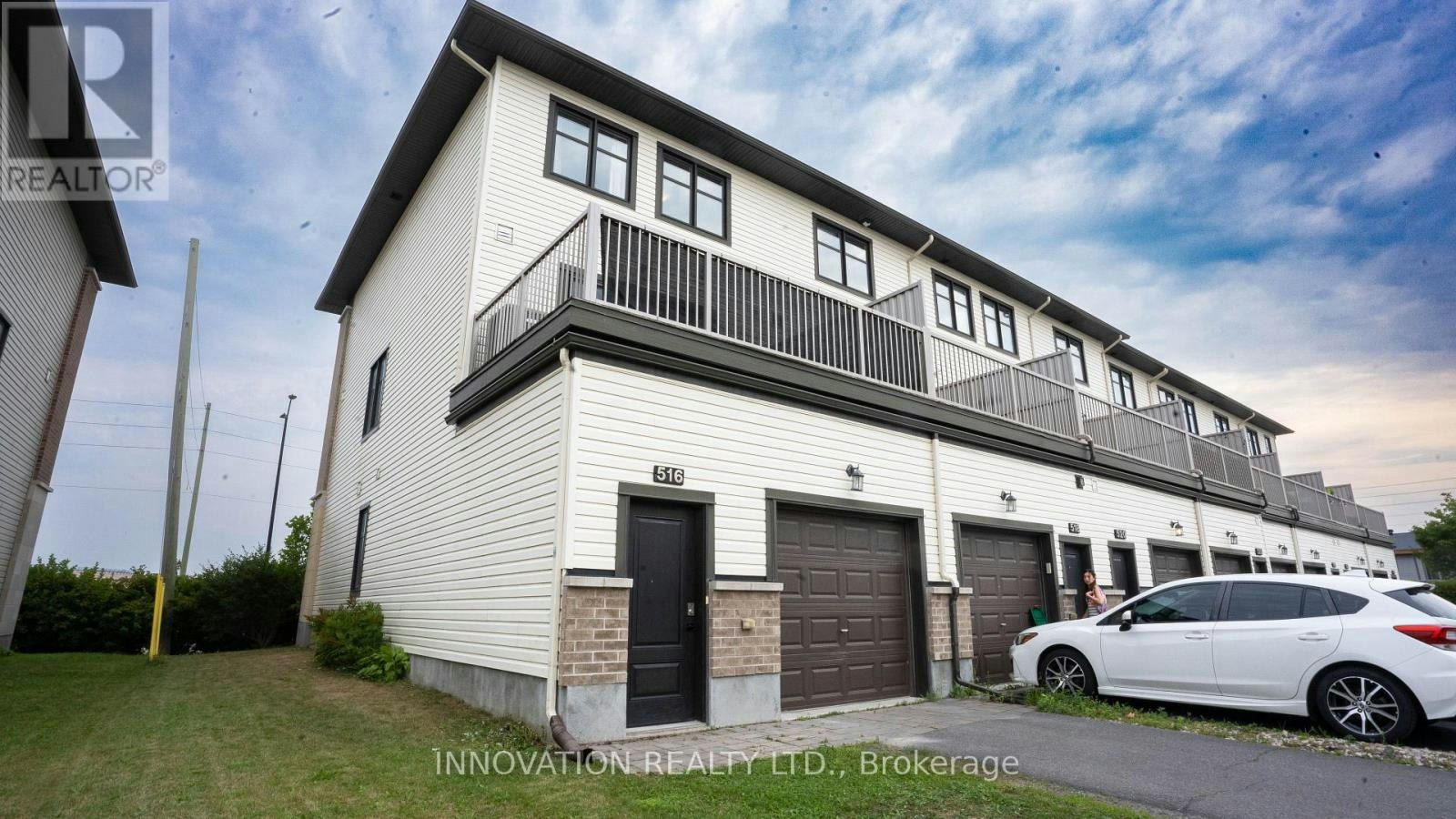516 Silvertip Lane, Ottawa, ON, K2T 0H7 - 2