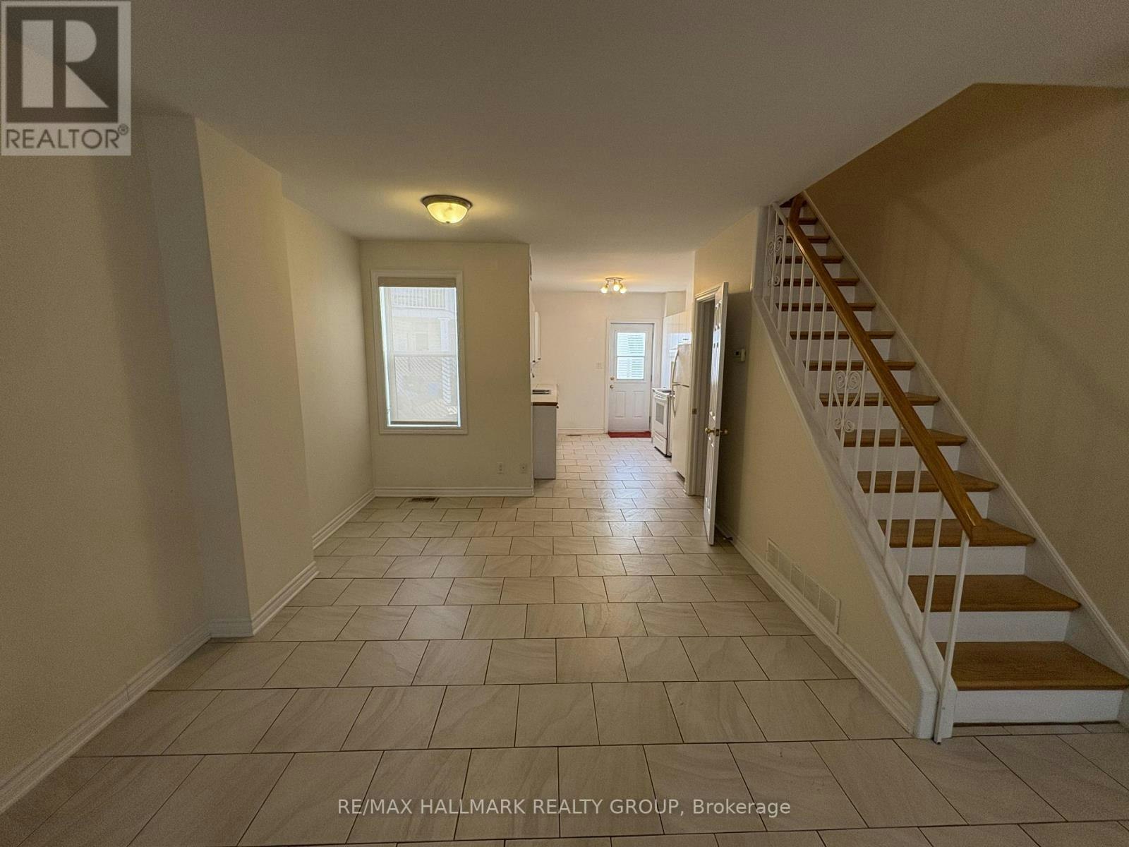 230 Cumberland Street, Ottawa, ON, K1N 5J1 - 3